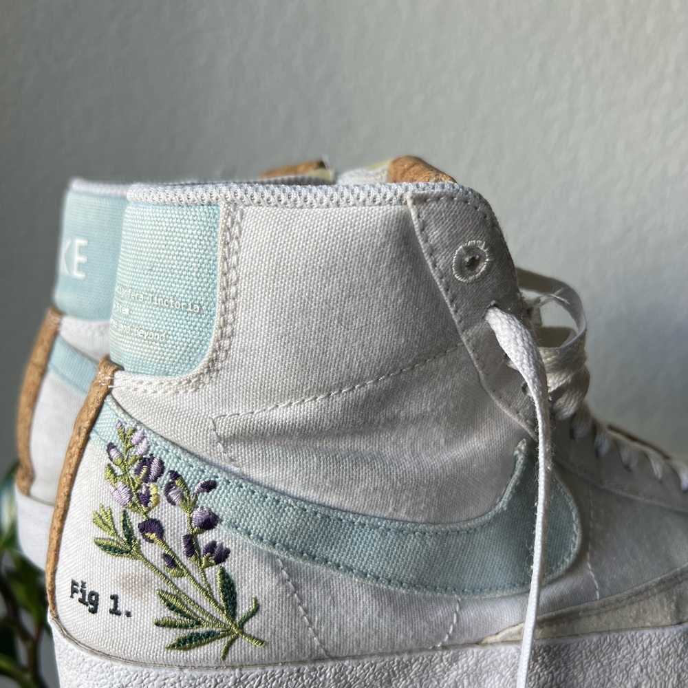 Nike Women's Limited Edition Embroidered Indigo White and Light Blue
